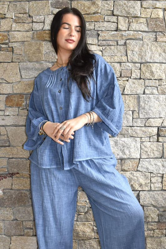 Loom & Thread Pin Tuck Blouse Washed Denim /40=